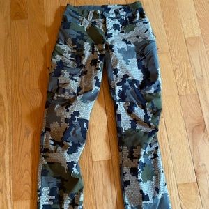 KUIU Tiburon Pants  Waist 30 and Length 35